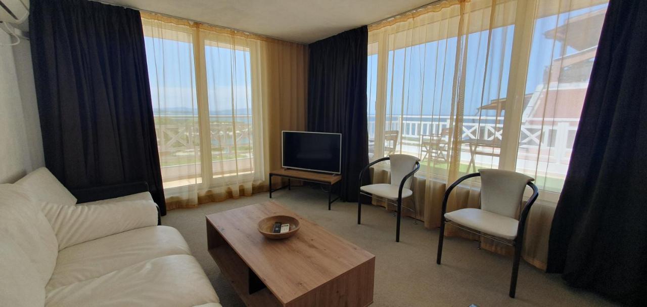 Guest House Compass لوزينيتس المظهر الخارجي الصورة