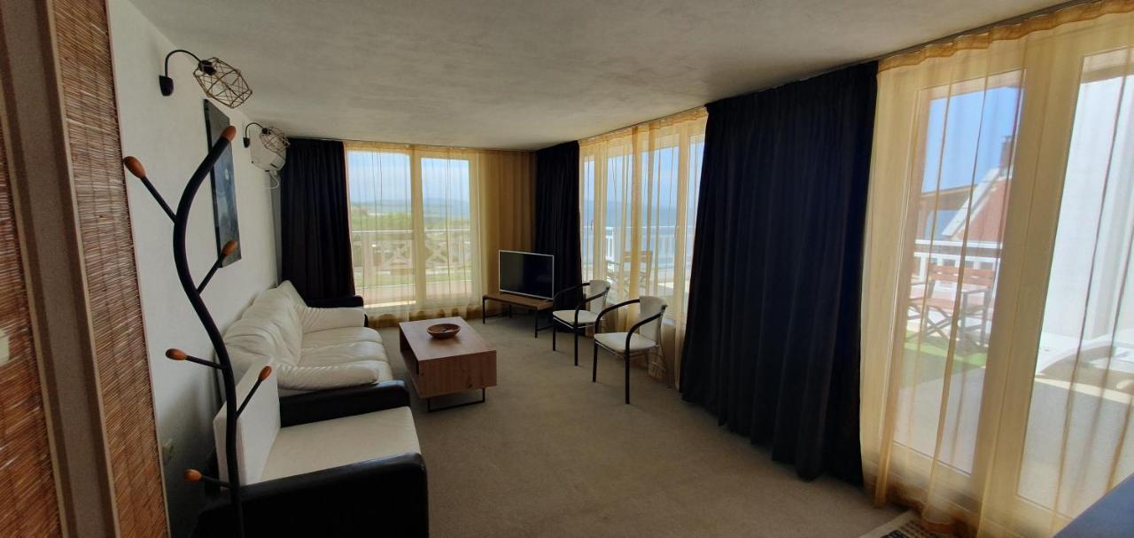Guest House Compass لوزينيتس المظهر الخارجي الصورة