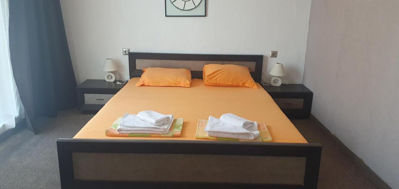 Guest House Compass لوزينيتس المظهر الخارجي الصورة