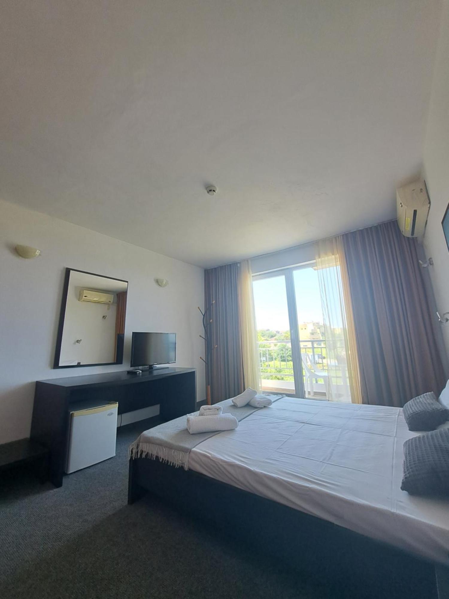 Guest House Compass لوزينيتس المظهر الخارجي الصورة